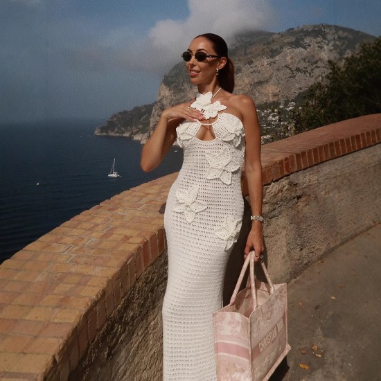 Cross-border European and American autumn 2024 new style women's clothing solid color long-sleeved V-neck fitted elegant street sleeveless dress for wholesale