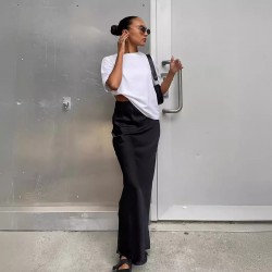 European cross-border 2025 autumn new versatile half-length satin fitted women's elegant casual color mackerel tail skirt for wholesale