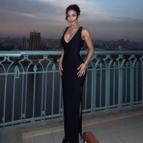 European and American cross-border 2025 summer high-end elegant sexy sleeveless shoulder-hugging pleated long dress for women wholesale